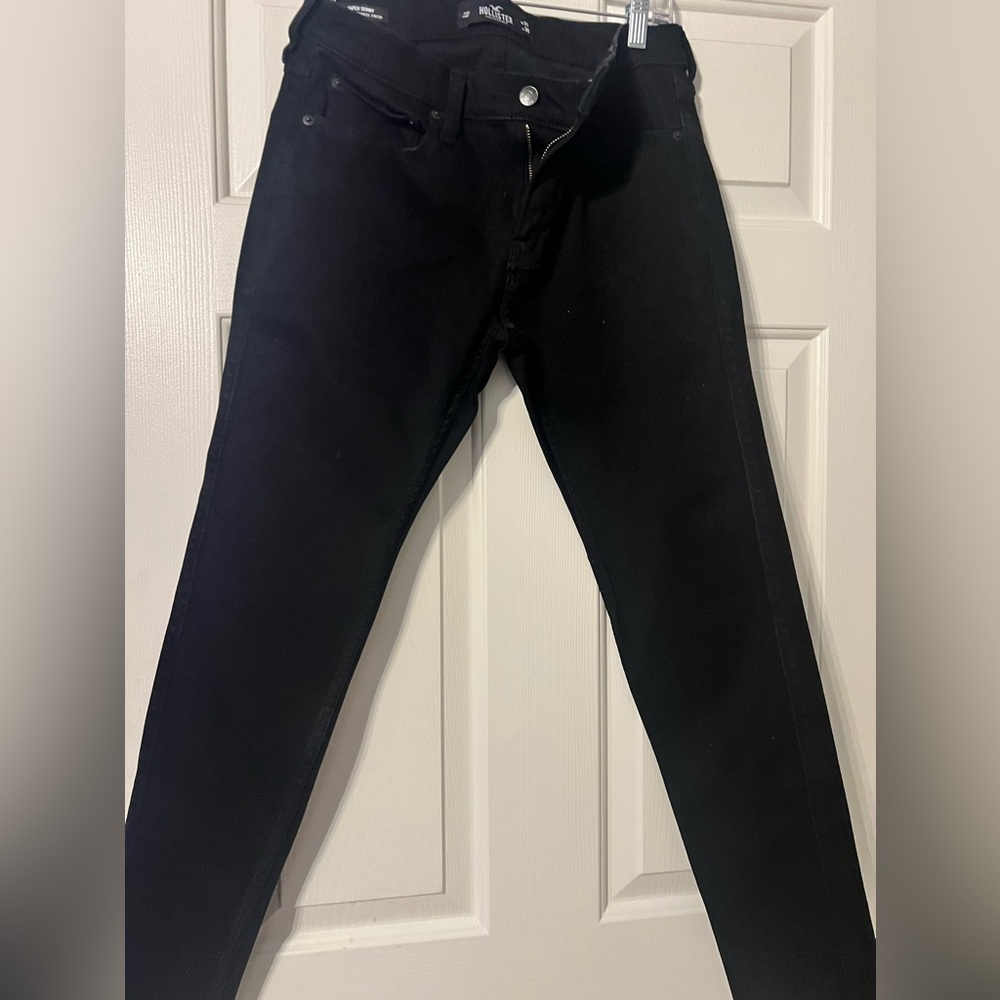 Hollister Men’s Supper Skinny Black Jeans